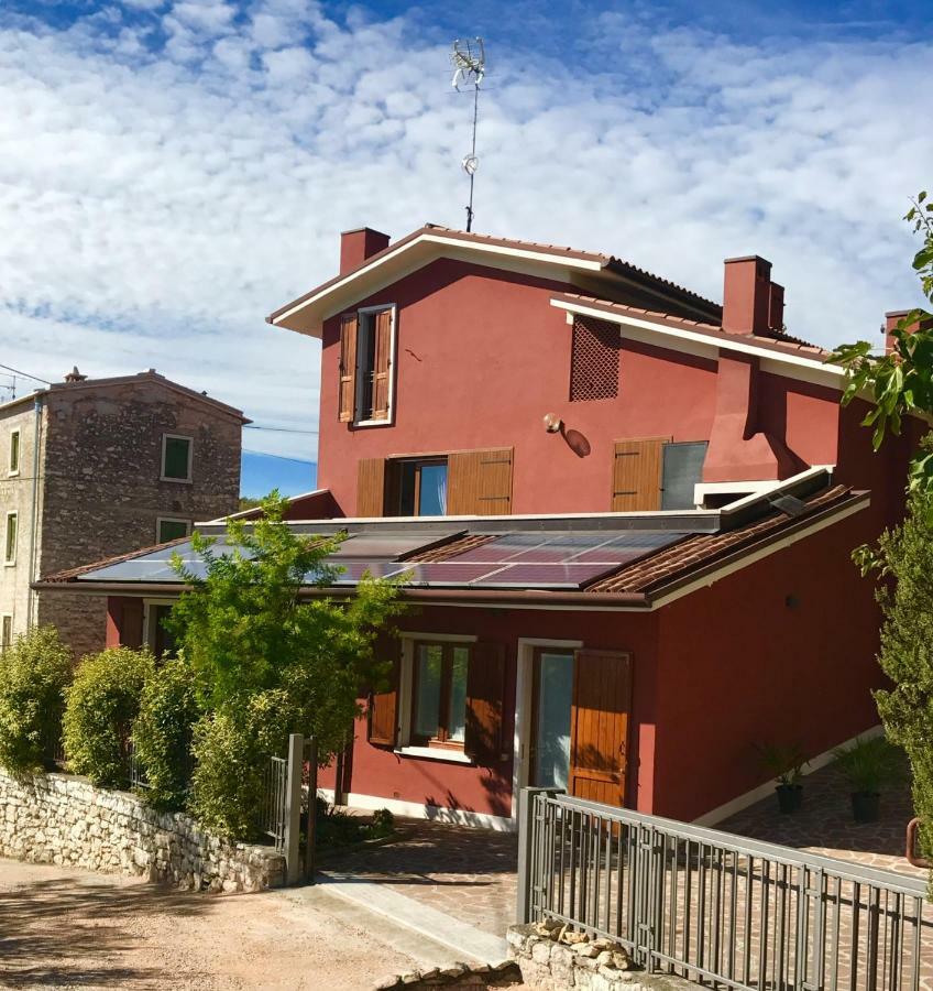 Cris Apartments Sant'Ambrogio di Valpolicella Exterior photo